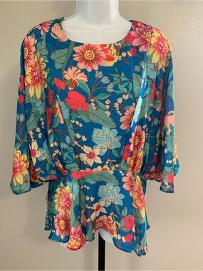NWT Umgee Teal Floral  Peplum Blouse